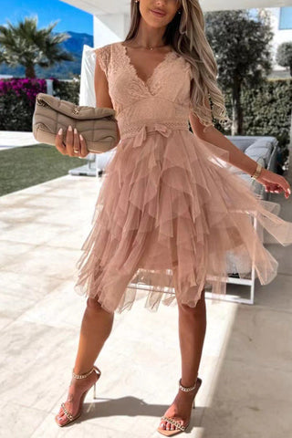 Voletter Chic Solid Lace V Neck Sleeveless Lace Up Dress