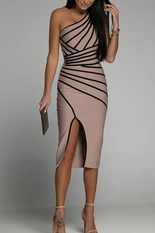 Voletter Chic One Shoulder Sleeveless Split Slim Dress